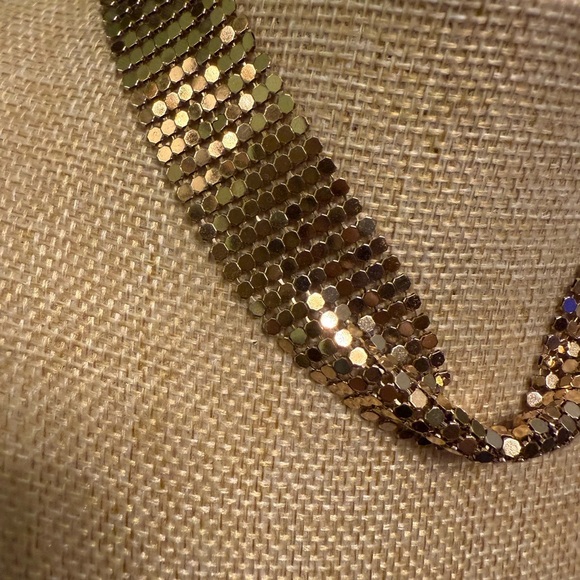 American Eagle Gold Mesh Chain Necklace - Picture 2 of 4